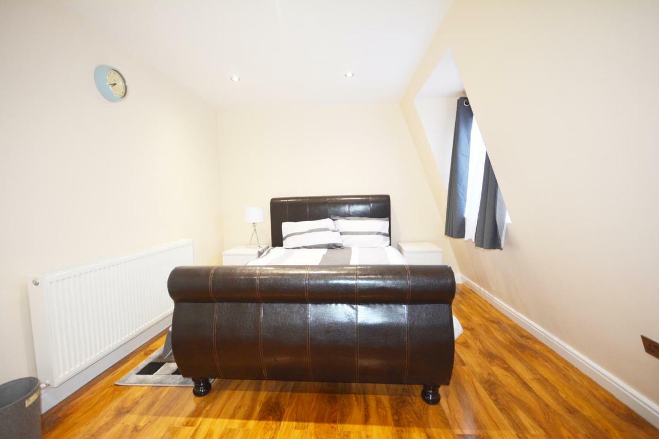 London Modern 4 Bedroom Apartment Eksteriør bilde