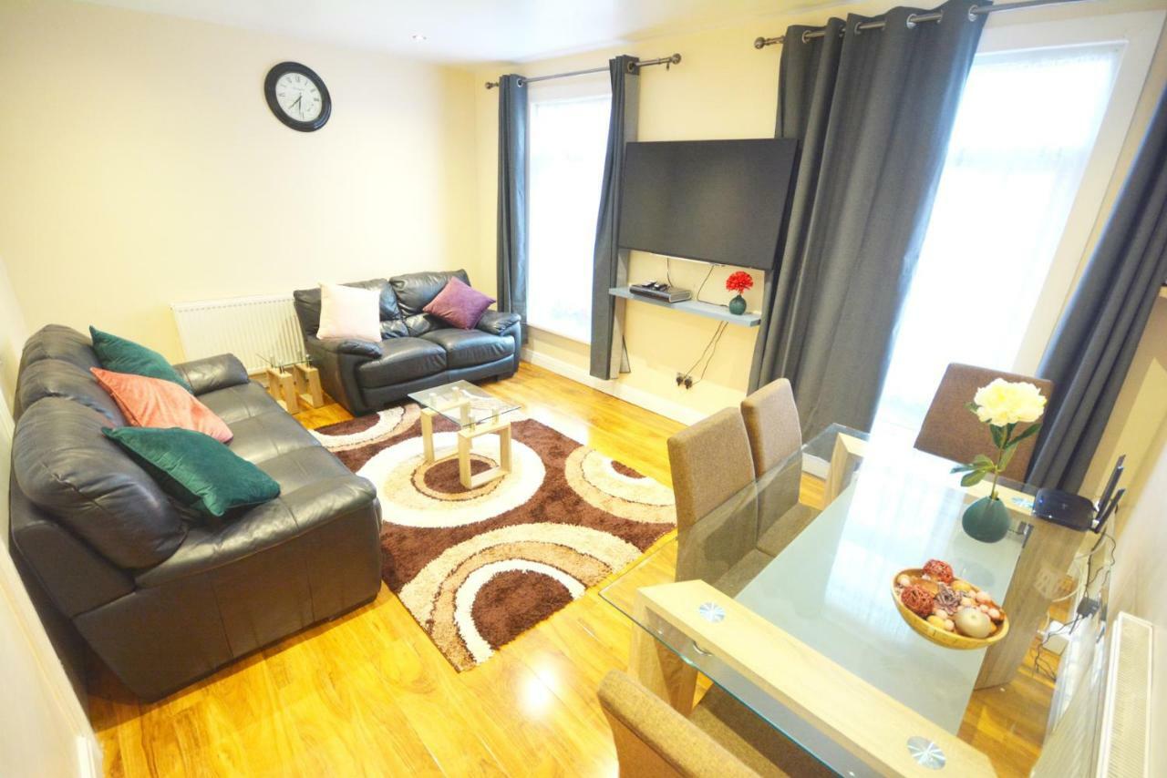 London Modern 4 Bedroom Apartment Eksteriør bilde